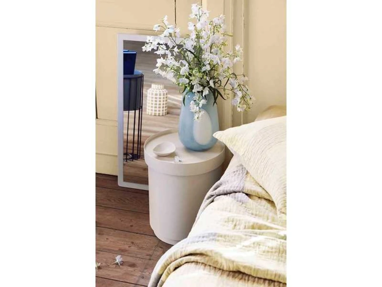 Broste Copenhagen Tenna Spiegel Lichtblauw - W46XL78XH3,3CM 2 Broste Copenhagen Tenna Spiegel Lichtblauw - W46XL78XH3,3CM - Afbeelding 2