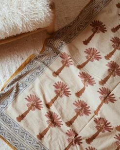 Doing Goods Tala Palmtree Plaid - 1.40.30.027.080.5 12 Doing Goods Tala Palmtree Plaid - 1.40.30.027.080.5 -Decoratieve Artikelen Winkel doing goods tala palmtree plaid 140300270805 5