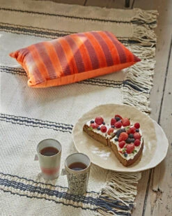 HKliving Gestreept Velvet Kussen -rood/bordeaux 30x50cm -Decoratieve Artikelen Winkel hkliving gestreept velvet kussen rood bordeaux 30x 3