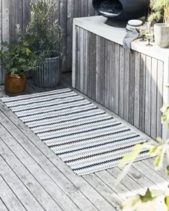 House Doctor Terra Vloerkleed Lichtgrijs 200x90cm - 205085001 -Decoratieve Artikelen Winkel house doctor terra vloerkleed lichtgrijs 200x90cm 2