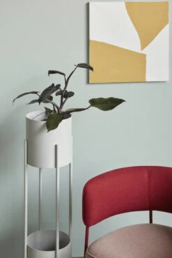 Hubsch Pot Op Standaard Metaal - Grijs 5 Hubsch Pot Op Standaard Metaal - Grijs -Decoratieve Artikelen Winkel hubsch pot op standaard metaal grijs 2