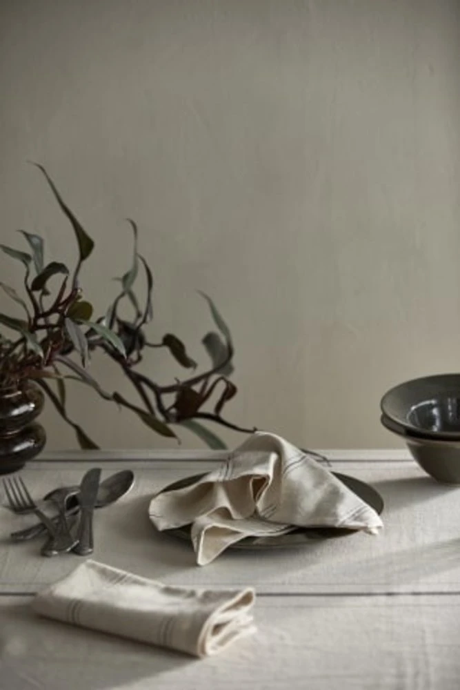 Nordal Mira Tafelkleed - 7206 2 Nordal Mira Tafelkleed - 7206 - Afbeelding 2