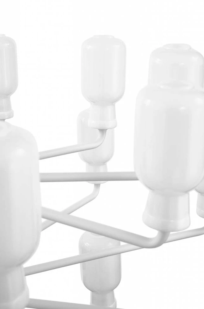 Normann Copenhagen AMP Chandelier Small Hanglamp Wit 2 Normann Copenhagen AMP Chandelier Small Hanglamp Wit - Afbeelding 2